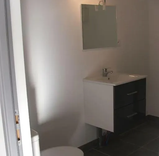 Au Calme Avec Piscine Chauffee Privee *