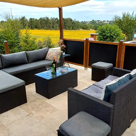 Villa au calme avec piscine chauffée privée * Labastide-Marnhac