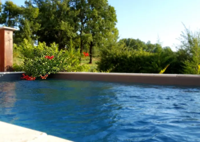 Au Calme Avec Piscine Chauffee Privee Labastide-Marnhac